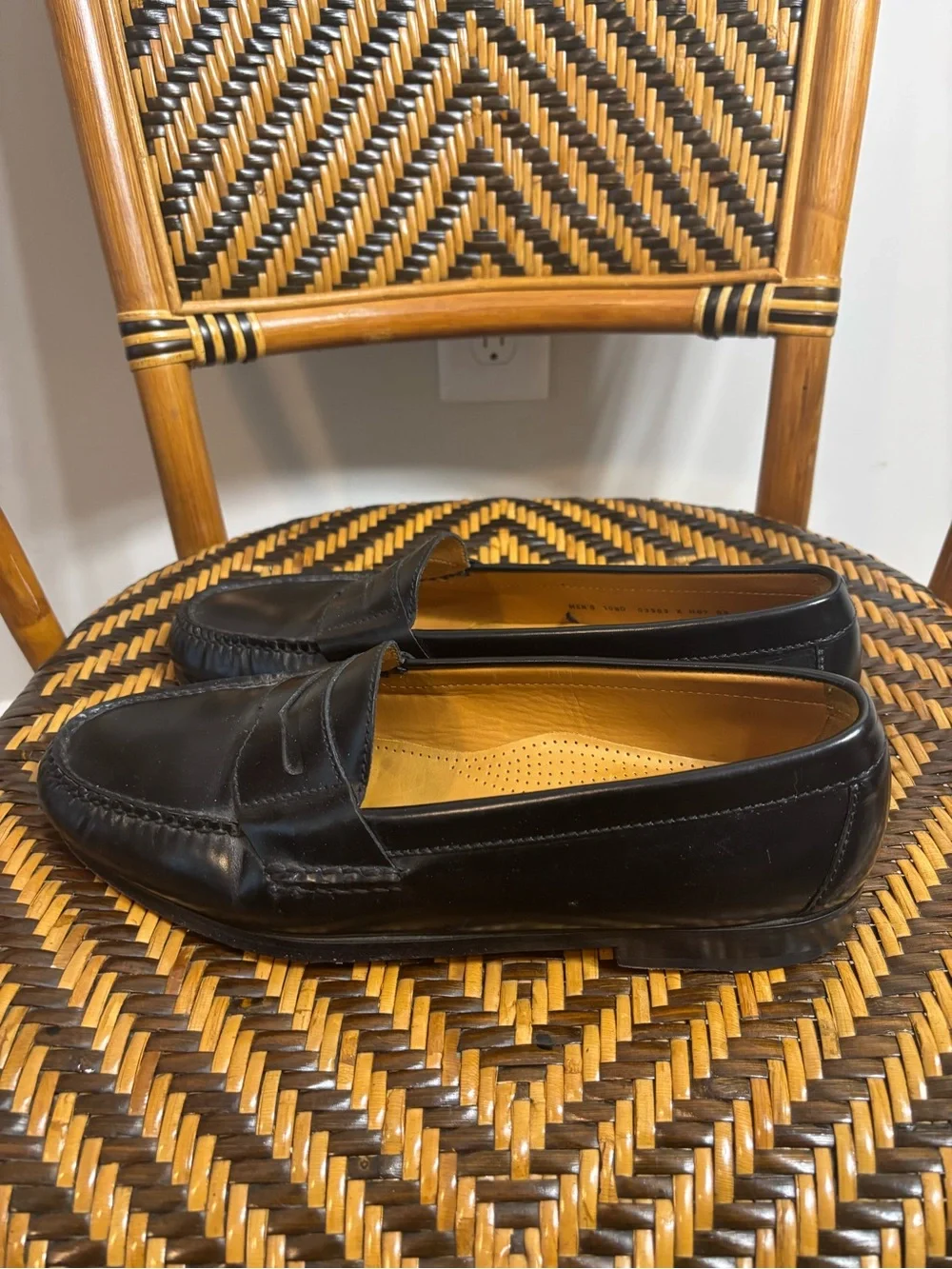 Cole Haan Penny Loafers Black Leather 10.5 Preppy